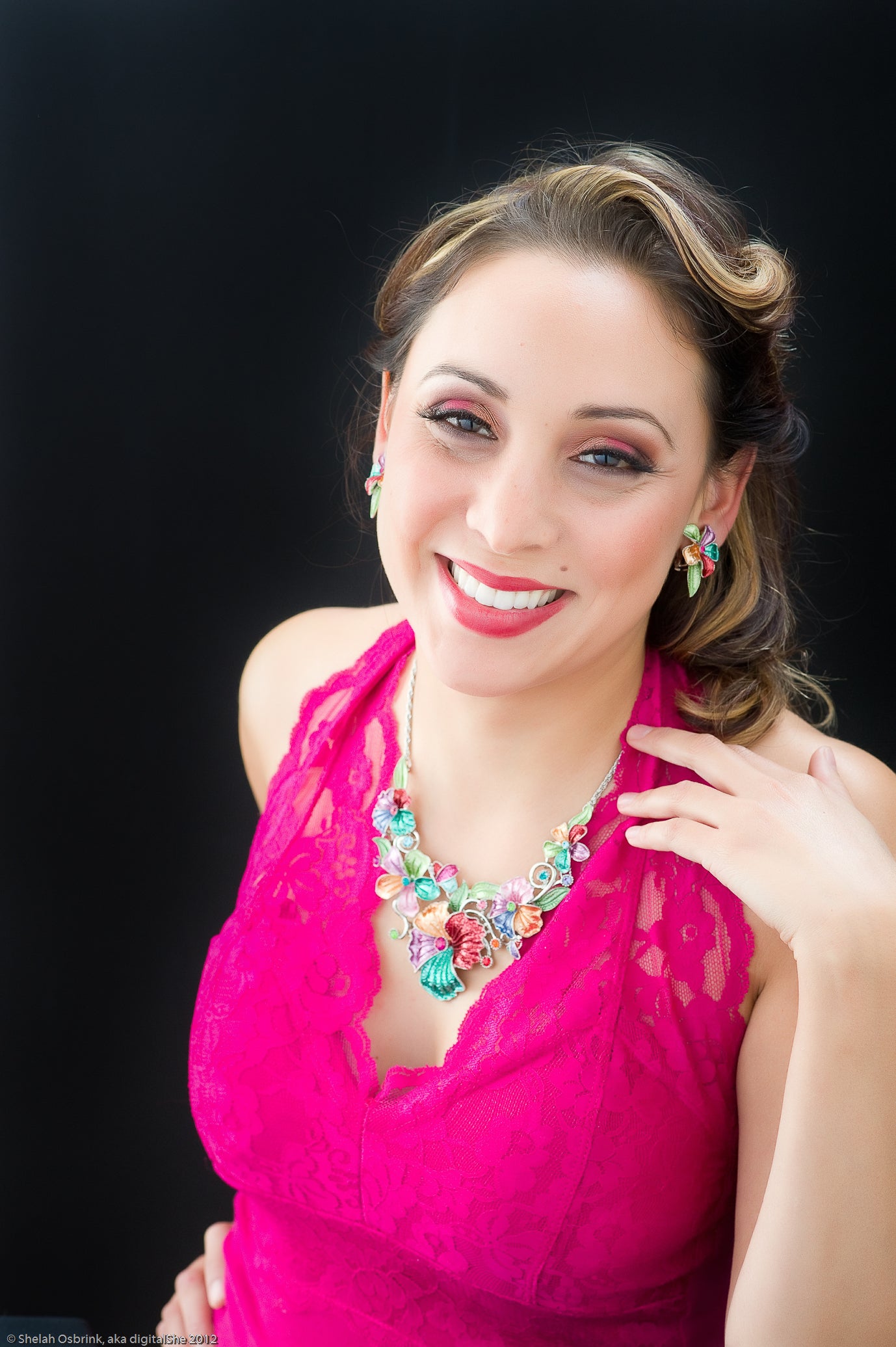 Vintage Floral Necklace & Earring Set (Multi)
